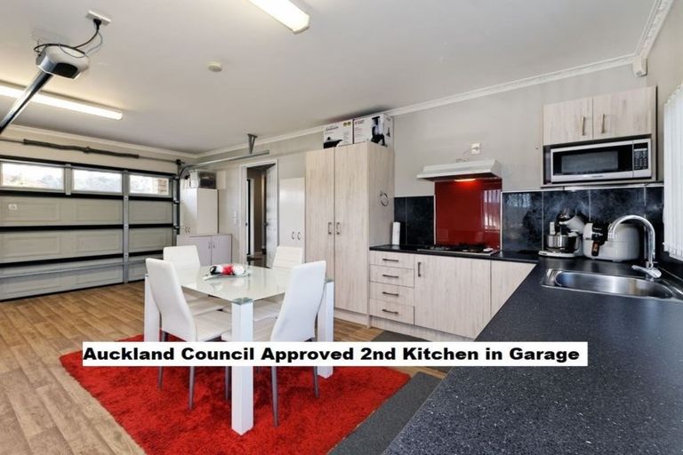 Photo of property in 14 Bradnor Meadows Drive, Swanson, Auckland, 0612