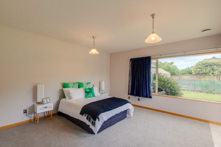 Photo of property in 9 Stonebridge Way, Prebbleton, 7604