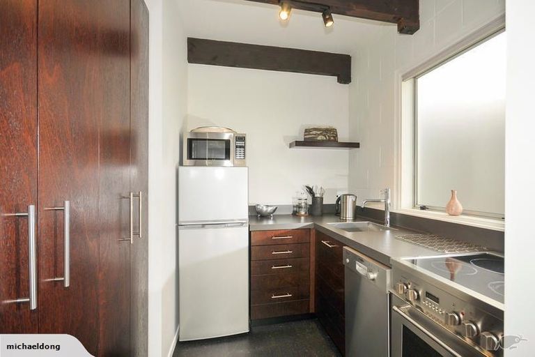 Photo of property in Sherwood Mews, 28a Bidwill Street, Mount Cook, Wellington, 6021