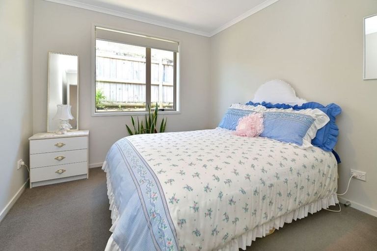Photo of property in 1 Hewson Drive, Snells Beach, 0920