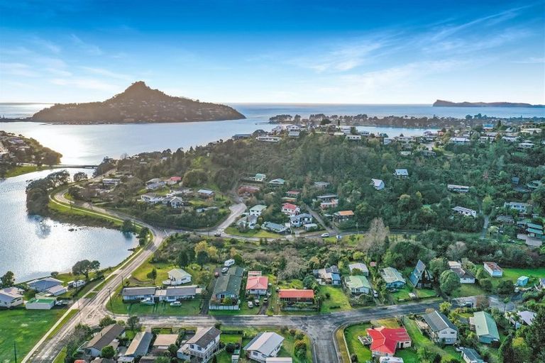 Photo of property in 18 Diamond Drive, Tairua, 3508