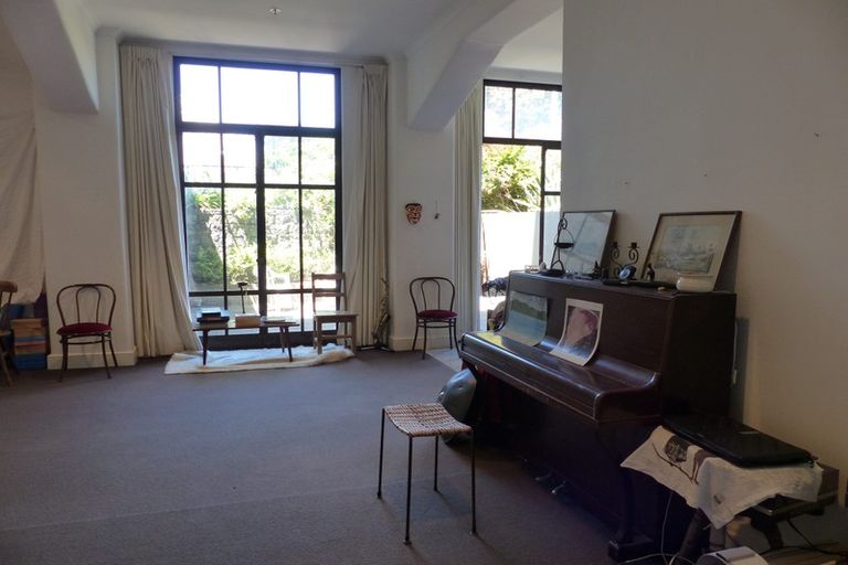 Photo of property in Augusta Apartments, 3/254 Willis Street, Te Aro, Wellington, 6011