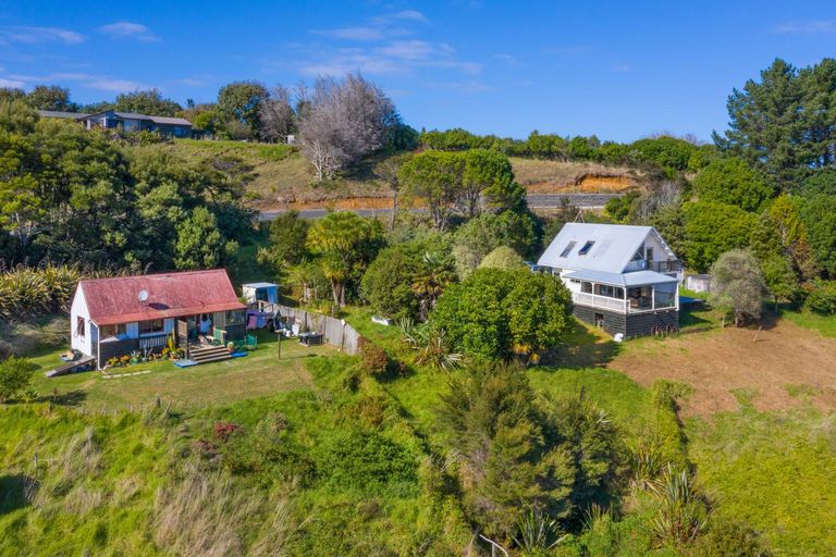 Property details for 120 Maungatawhiri Road, Raglan, 3295