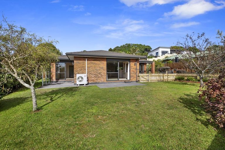 Photo of property in 72 Karamea Street, Whalers Gate, New Plymouth, 4310
