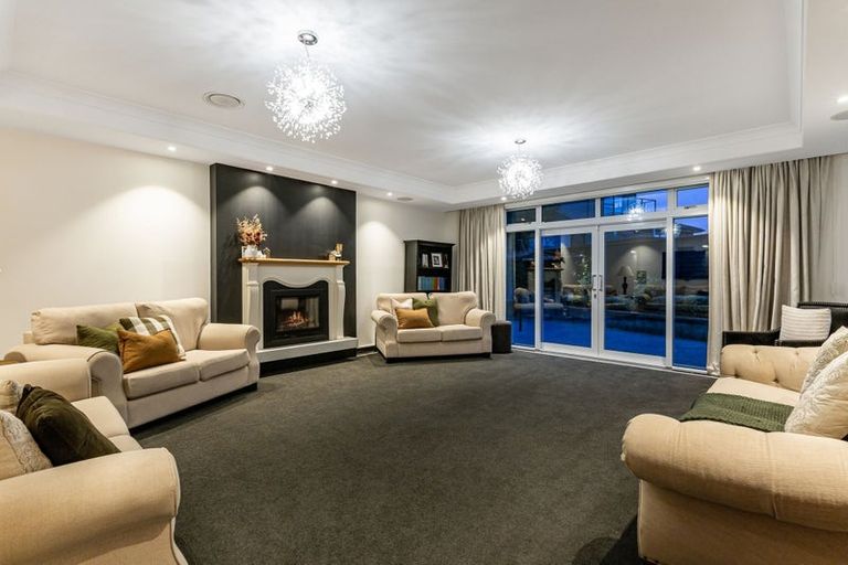 Photo of property in 22 Kahurangi Heights, Aotea, Porirua, 5024