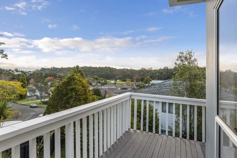 Photo of property in 1/15 Simon Ellice Drive, Bayview, Auckland, 0629