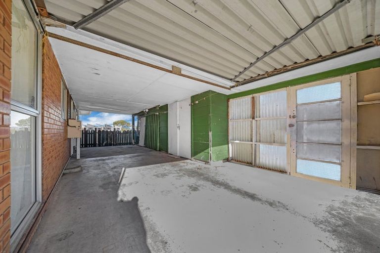 Photo of property in 9 Chibnall Place, Conifer Grove, Takanini, 2112