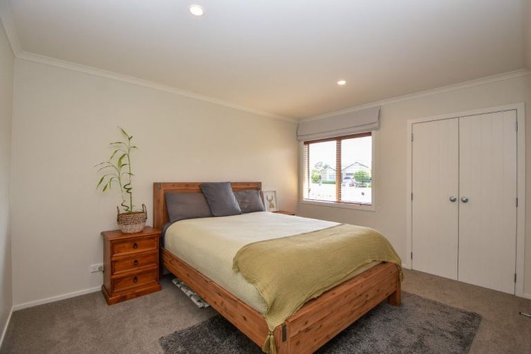 Photo of property in 50 Armstrong Avenue, Carterton, 5713