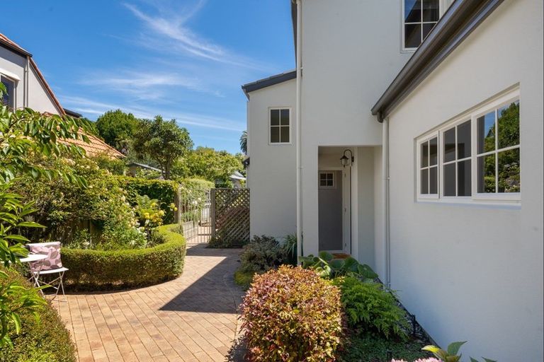 Photo of property in 372 Trafalgar Square, Nelson, 7010