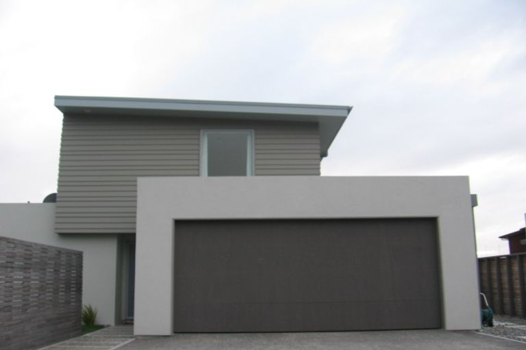 Photo of property in 72 Ludlam Street, Seatoun, Wellington, 6022