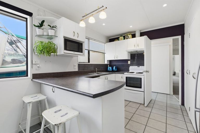 Photo of property in 27 Sylvania Drive, Matua, Tauranga, 3110