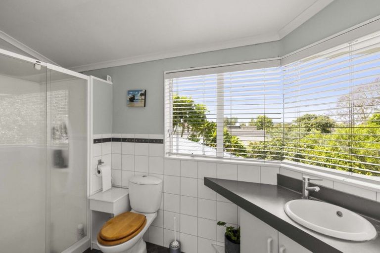 Photo of property in 147 Kings Avenue, Matua, Tauranga, 3110