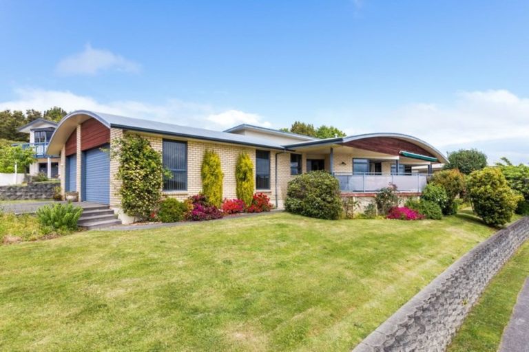 Photo of property in 47 Arrowsmith Avenue, Waipahihi, Taupo, 3330