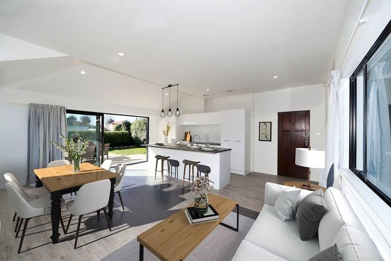 Photo of property in 9 Rutherford Road, Marewa, Napier, 4110