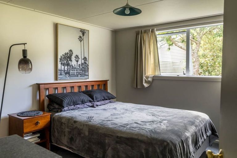 Photo of property in 43 Knowles Street, Terrace End, Palmerston North, 4410