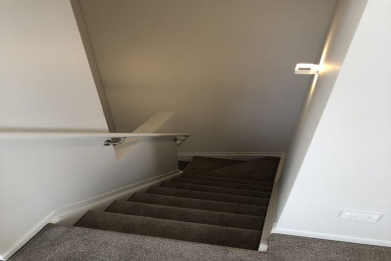 Photo of property in 22 Ceramic Lane, New Lynn, Auckland, 0600