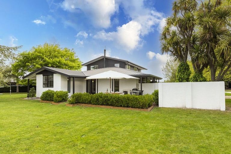 Photo of property in 48 Pentecost Road, Rangiora, 7400