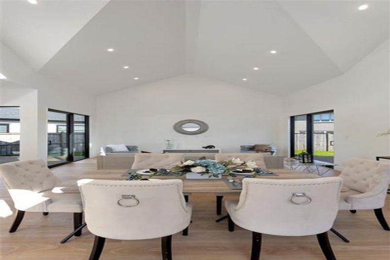 Photo of property in 14 Waka Ama Road, Karaka, Papakura, 2113