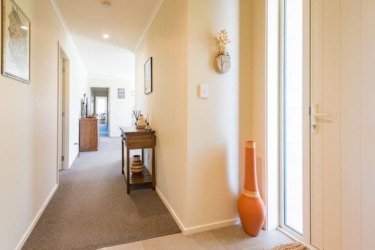 Photo of property in 4 Captains Loop, Haruru, 0204