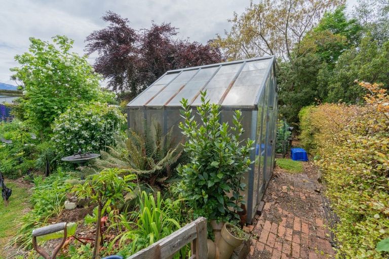 Photo of property in 32 Pompolona Street, Te Anau, 9600