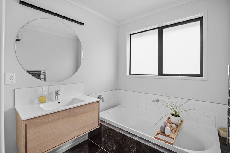 Photo of property in 19 Henderson Drive, Alexandra, 9320