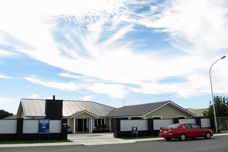 Photo of property in 6 West Belt, Rangiora, 7400