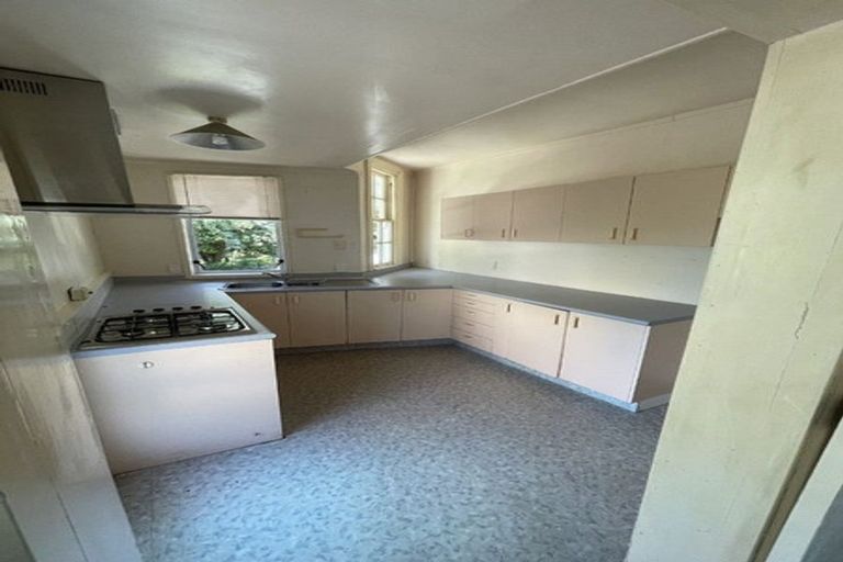 Photo of property in 70a Valley Road, Paraparaumu, 5032