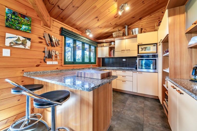 Photo of property in 19 Carlow Grove, Birchville, Upper Hutt, 5018