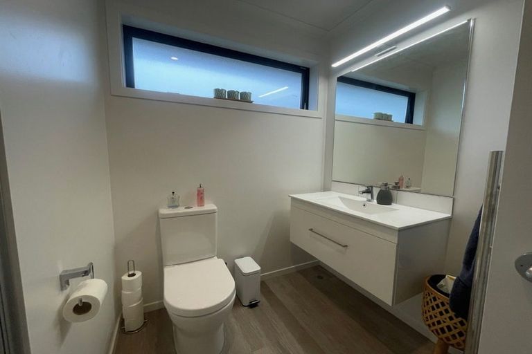 Photo of property in 4 Turtleback Avenue, Whitby, Porirua, 5024