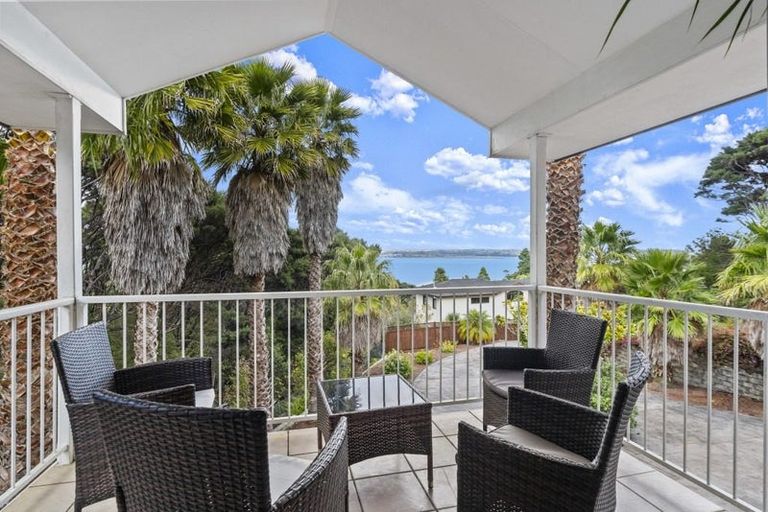 Photo of property in 134i Rangatira Road, Beach Haven, Auckland, 0626