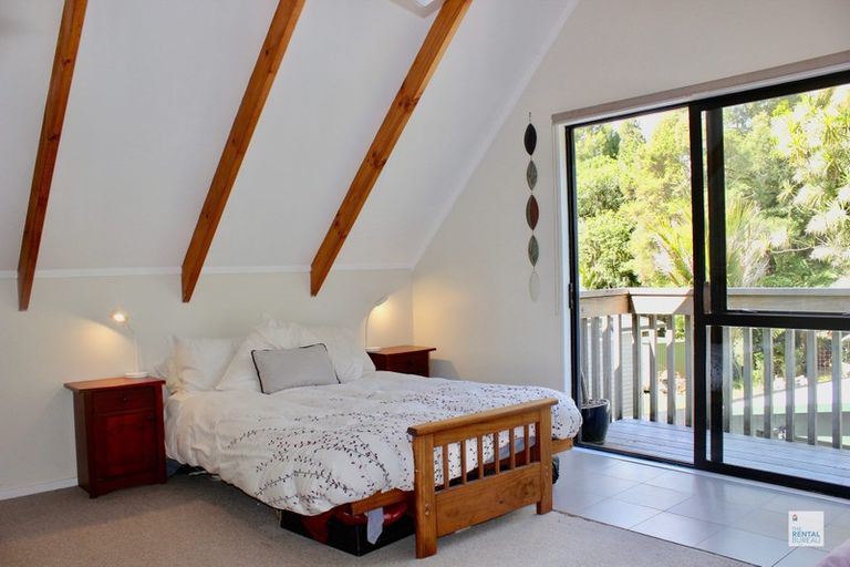 Photo of property in 174 Woodlands Park Road, Titirangi, Auckland, 0604