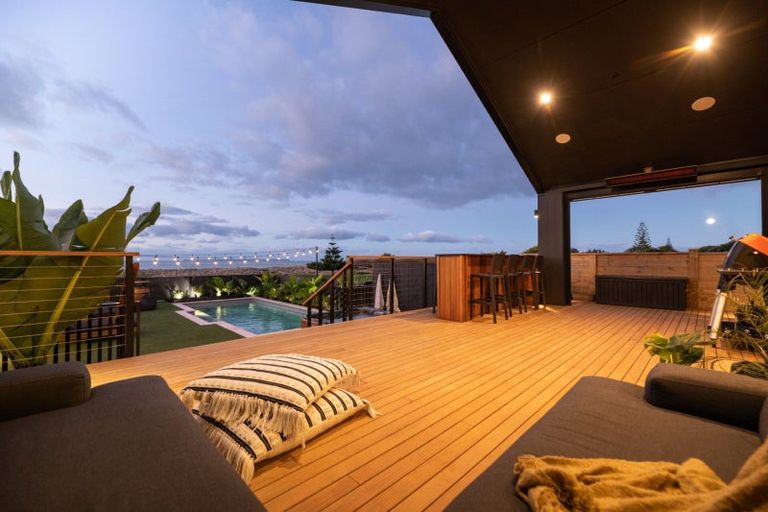 Photo of property in 1013 Papamoa Beach Road, Papamoa Beach, Papamoa, 3118