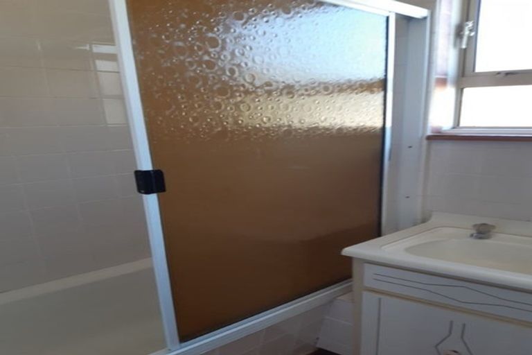 Photo of property in 10 Garvins Road, Hornby, Christchurch, 8042