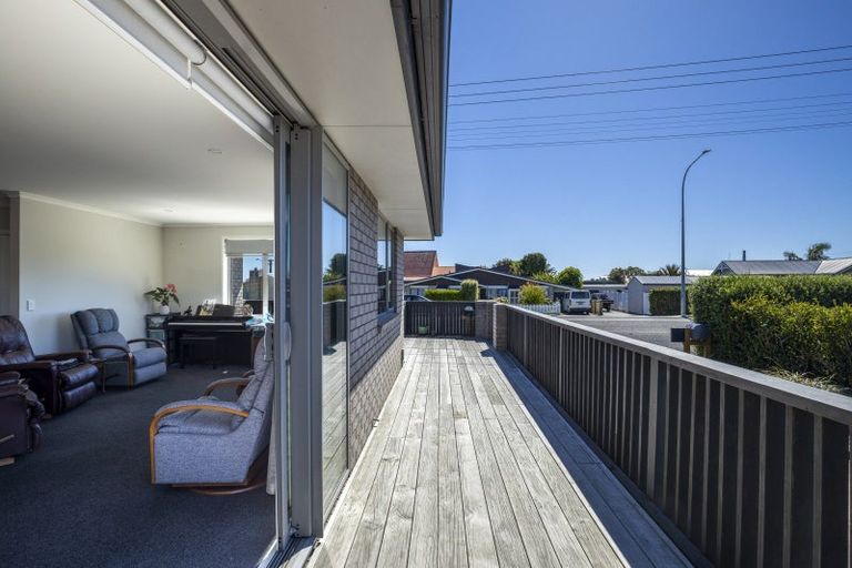 Photo of property in 24c Richmond Street, Waitara, 4320