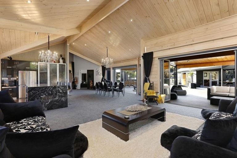 Photo of property in 57 Rautahi Terrace, Redvale, Albany, 0792