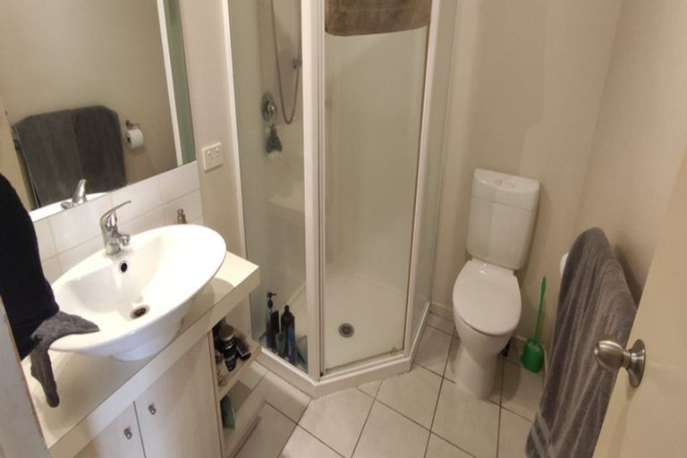 Photo of property in 1/206 Manuka Road, Bayview, Auckland, 0629