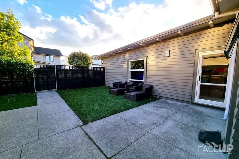 Photo of property in 9 De Havilland Road, Hobsonville, Auckland, 0616