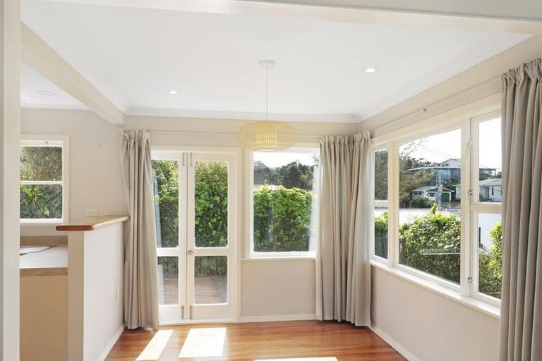 Photo of property in 93 Normandale Road, Normandale, Lower Hutt, 5010