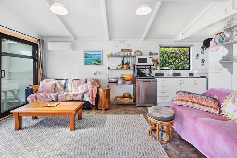 Photo of property in 39 Mahanga Road, Pataua South, Parua Bay, 0192