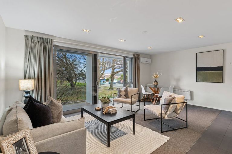 Photo of property in 2/193e Riccarton Road, Riccarton, Christchurch, 8041