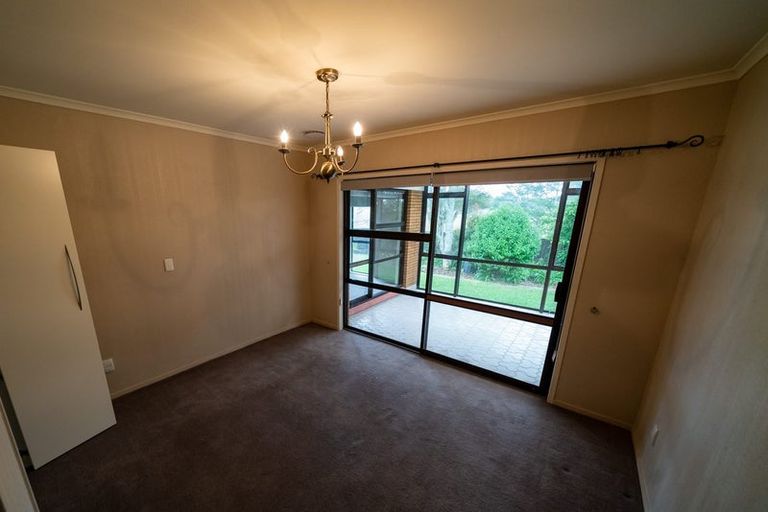 Photo of property in 248 Red Hills Road, Massey, Henderson, 0782