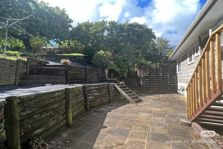 Photo of property in 13 Robbies Road, Shelly Park, Auckland, 2014