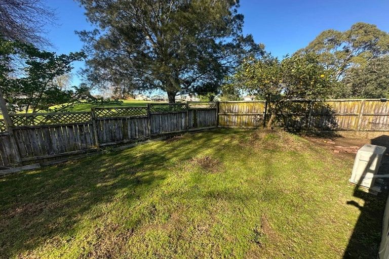 Photo of property in 11 Muirfield Street, Wattle Downs, Auckland, 2103