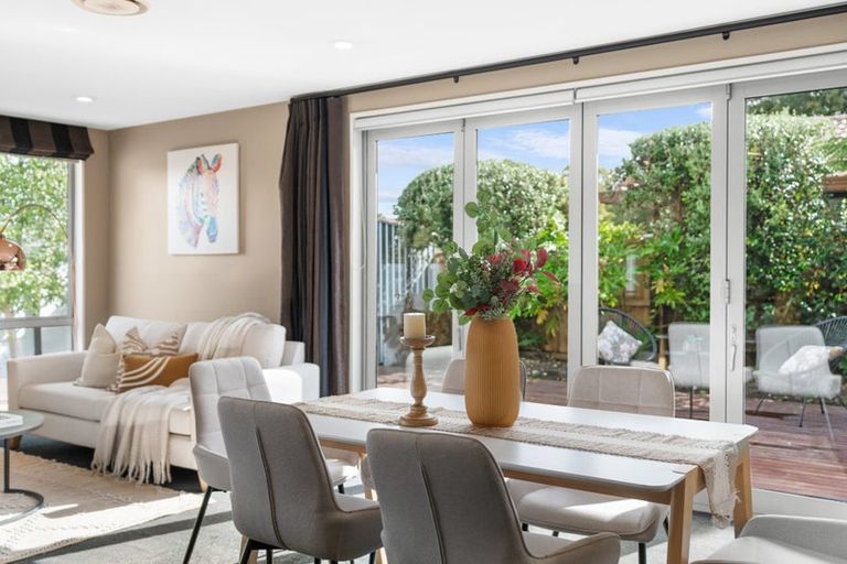 Photo of property in 2 Kinrara Place, Halswell, Christchurch, 8025