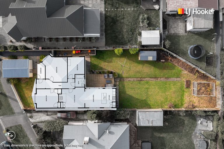 Photo of property in 69 Hargest Crescent, Saint Clair, Dunedin, 9012