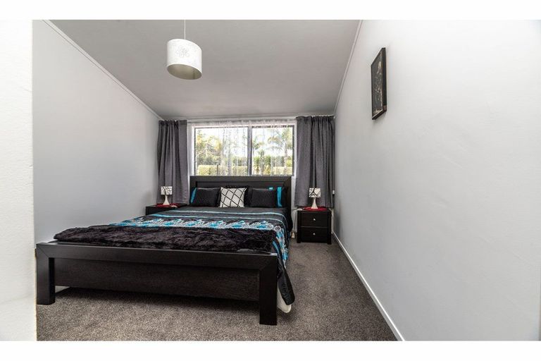 Photo of property in 38 Riddell Road, Kerikeri, 0230