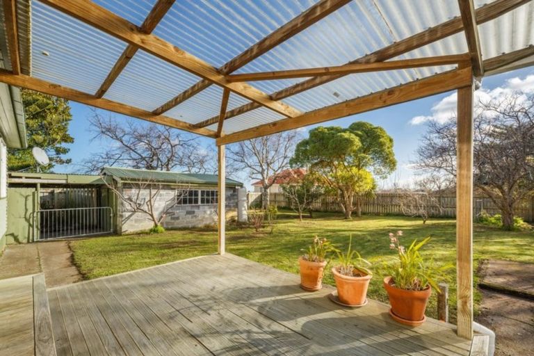 Photo of property in 8 Tweed Street, Roslyn, Palmerston North, 4414