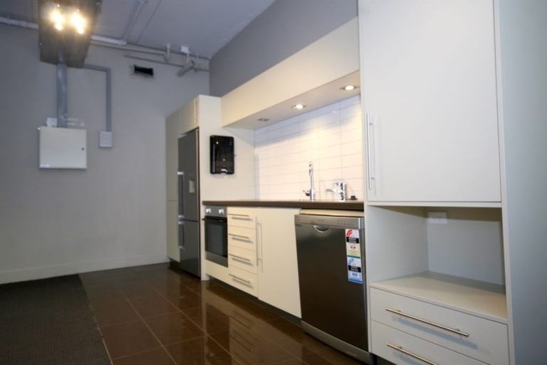 Photo of property in 12 O'connell Street, Manurewa, Auckland, 2102