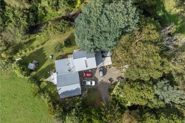 Photo of property in 83 Mangaone North Road, Hautere, Otaki, 5582