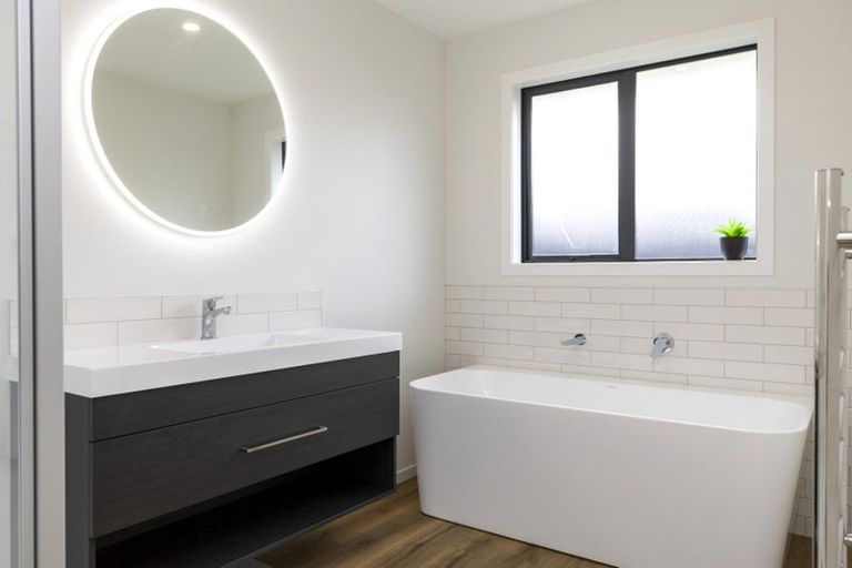 Photo of property in 130 Harakeke Drive, Wharewaka, Taupo, 3330